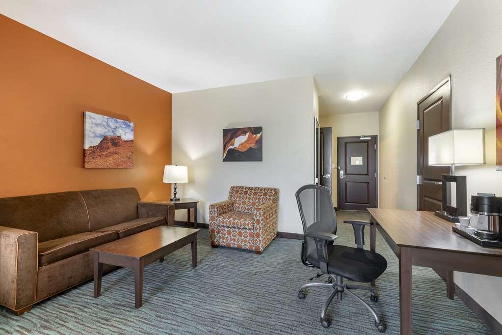 Best Western Plus Longhorn Inn&Suites Luling Zimmer foto