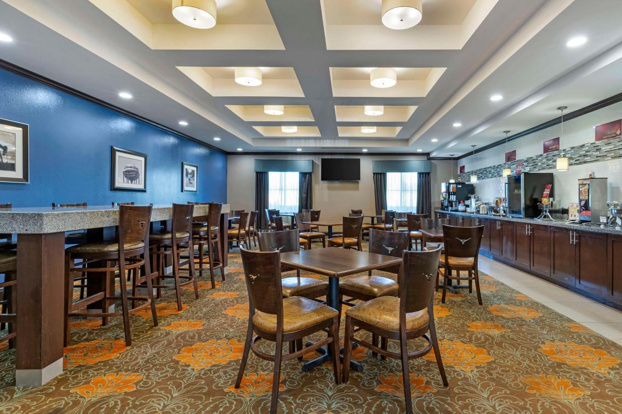 Best Western Plus Longhorn Inn&Suites Luling Exterior foto