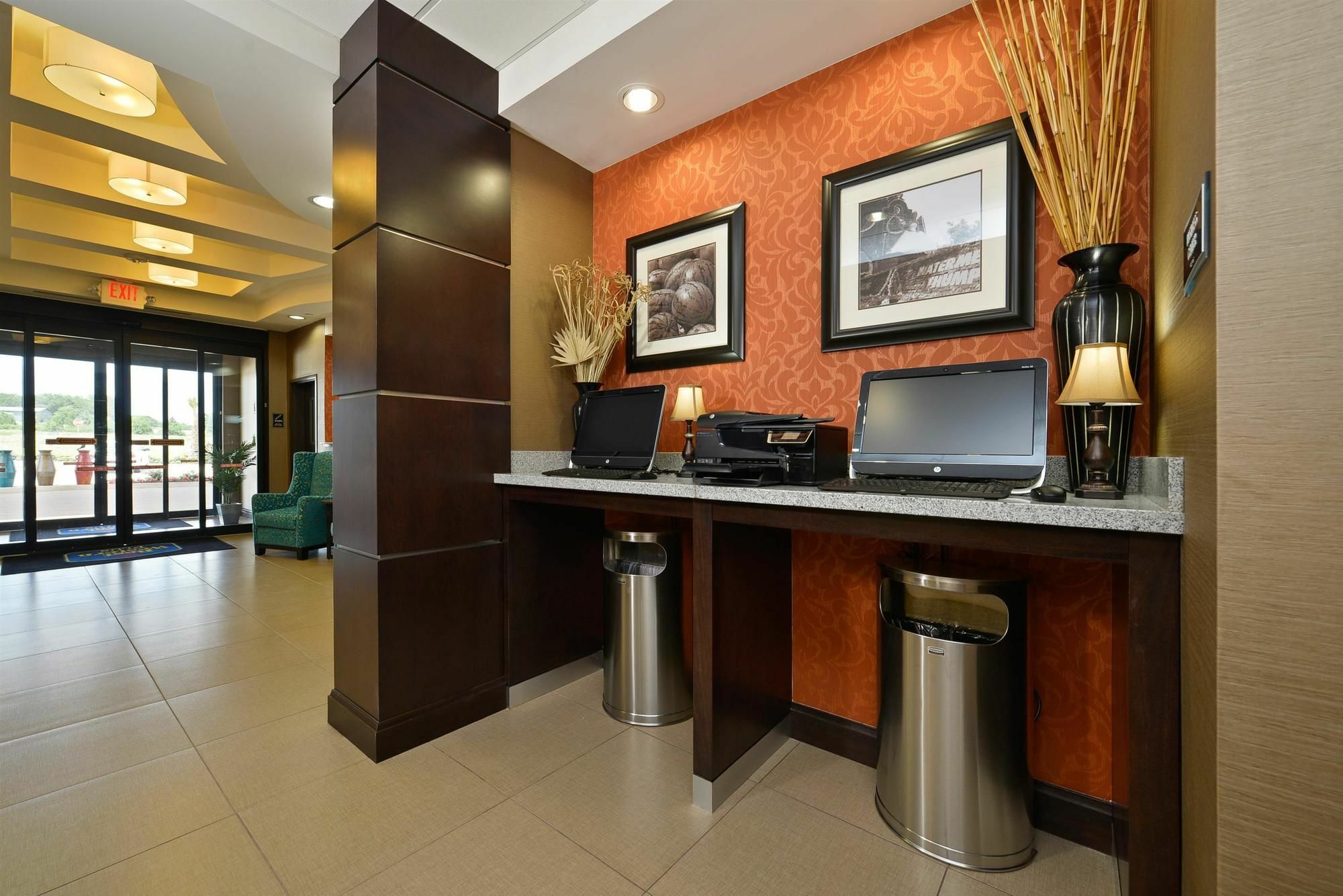 Best Western Plus Longhorn Inn&Suites Luling Exterior foto